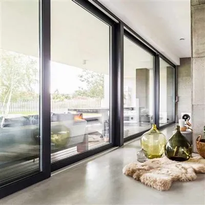 Puertas de patio corredizas y elevables de aluminio.